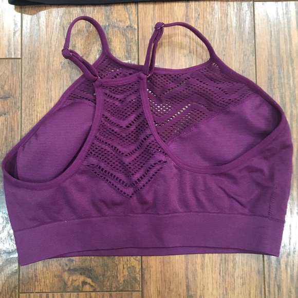 Razorback Cris Cross Sports Bras - Picture 5 of 7